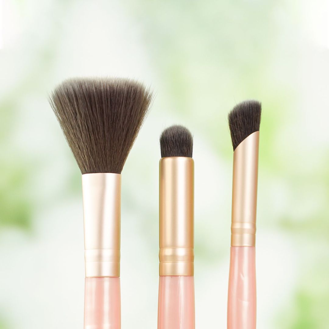 0ZM938 Makeup Brush - ShreeBliss