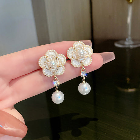 Women's Fashion Temperament Pearl Vintage Earrings – ShreeBliss