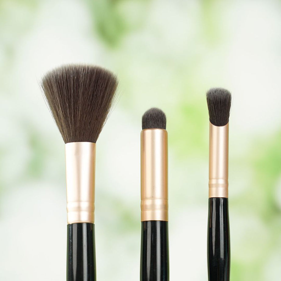 0ZM938 Makeup Brush - ShreeBliss