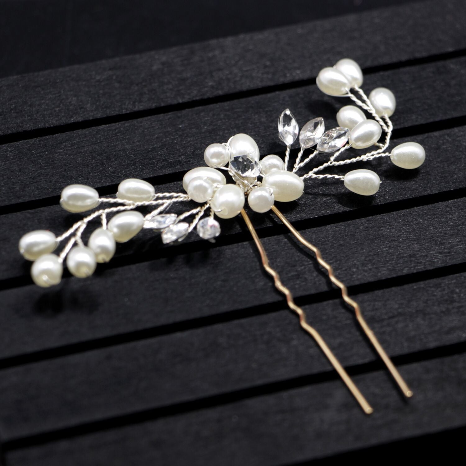 Korean Handmade Pearl Crystal Hairpin – ShreeBliss