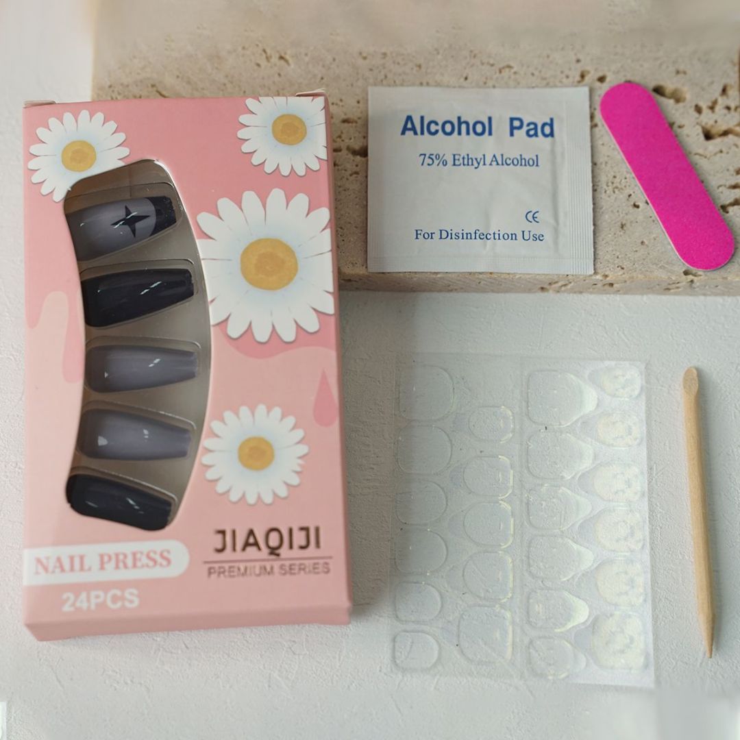 A Miracle Artistic Nail Set - ShreeBliss