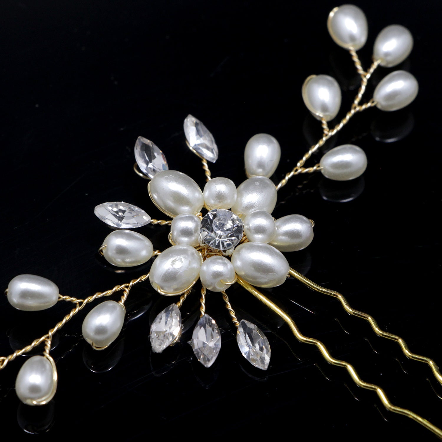 Korean Handmade Pearl Crystal Hairpin – ShreeBliss