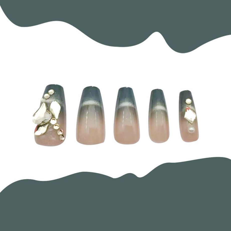 Gray Carapace Set with Heart Diamonds - ShreeBliss