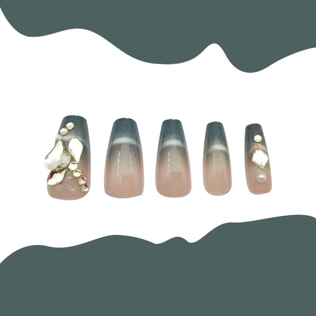 Gray Carapace Set with Heart Diamonds - ShreeBliss