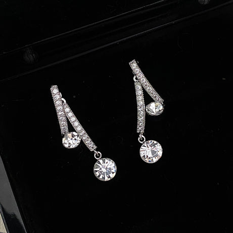 Special-Interest Design Geometric Micro Zircon-Encrusted Stud Earrings – ShreeBliss