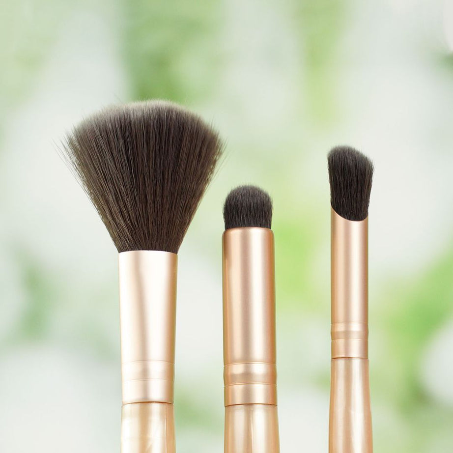 0ZM938 Makeup Brush - ShreeBliss