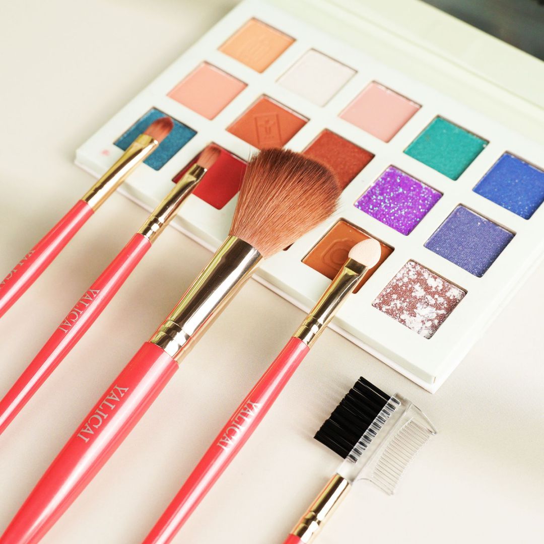 YLC018 Makeup Brush - ShreeBliss