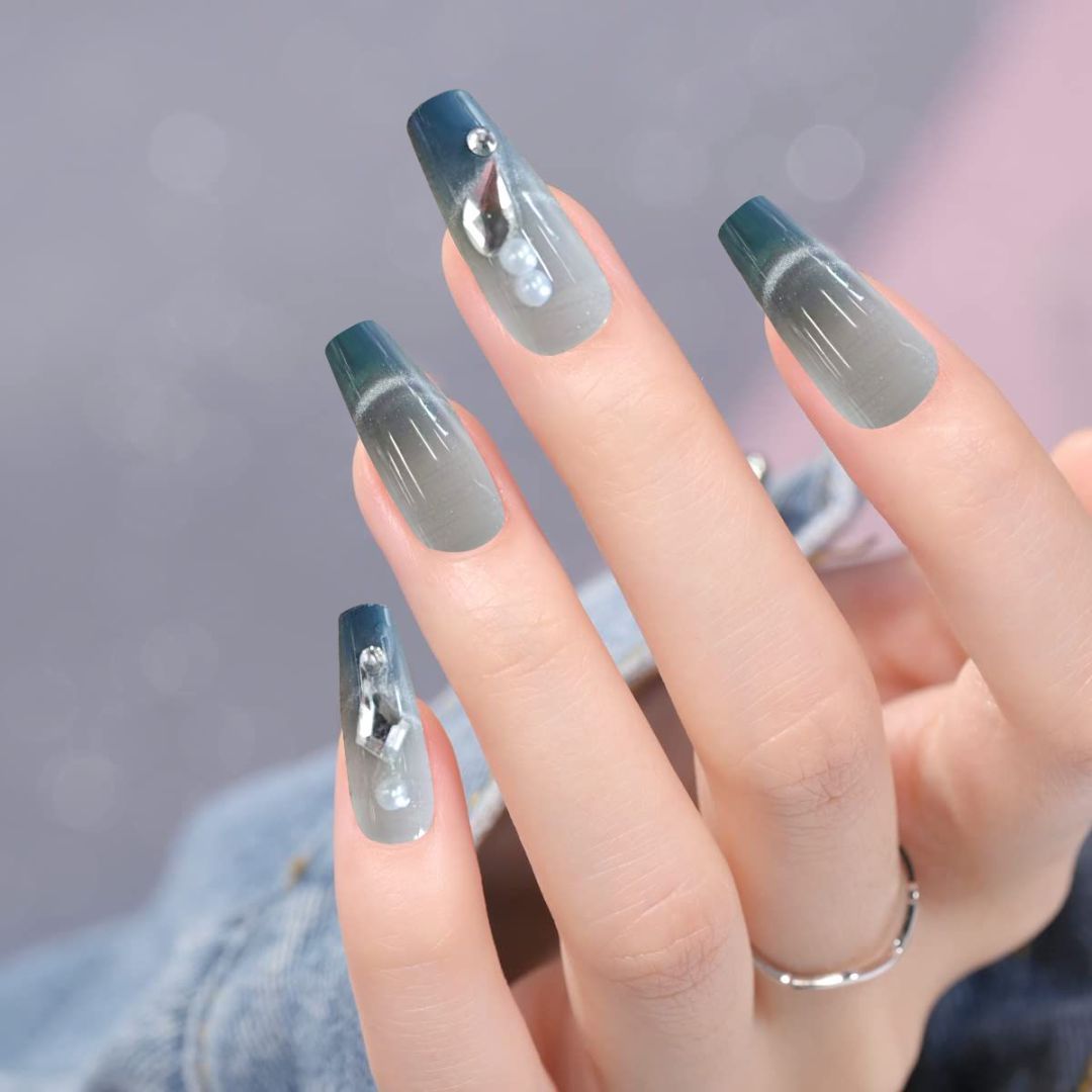 Gray Carapace Set with Heart Diamonds - ShreeBliss