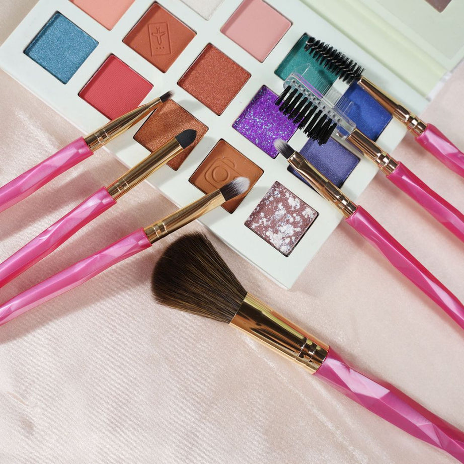 BC052 Makeup Brush - ShreeBliss